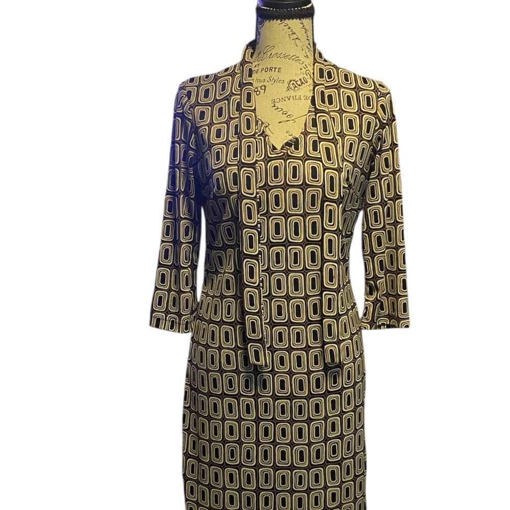 Stylish Geometric Pattern Midi Dress